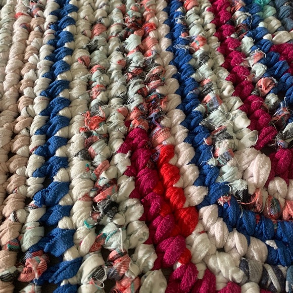 Rug. NWOT - Picture 12 of 14